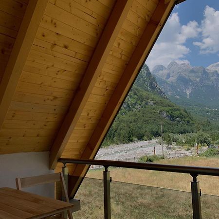 Serenity Guesthouse เธทธ์ ภายนอก รูปภาพ