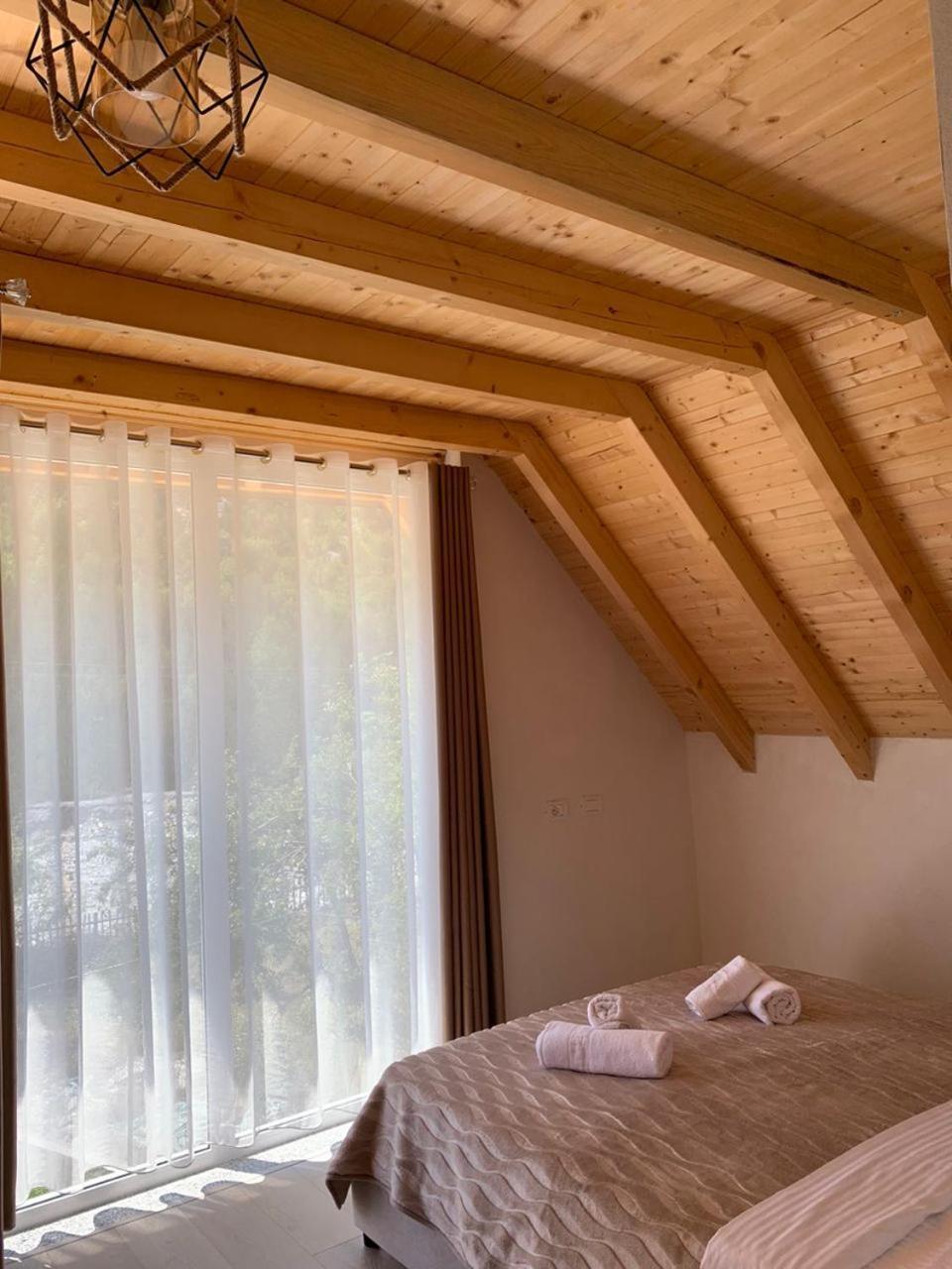 Serenity Guesthouse เธทธ์ ภายนอก รูปภาพ