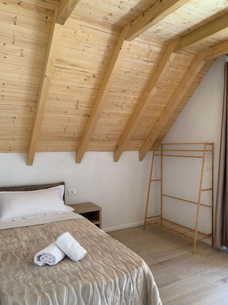 Serenity Guesthouse เธทธ์ ภายนอก รูปภาพ
